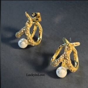 ALEXIS BITTAR • Floating Pearl Molten Gold Crystal Earrings